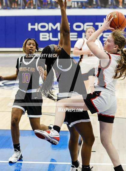 Thumbnail 1 in Rosati-Kain vs Bishop Dubourg (The 48 Hours of Basketball) photogallery.