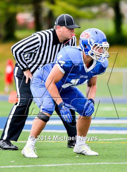 Thumbnail 1 in Covington Catholic vs. Beechwood photogallery.