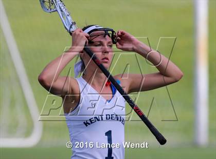 Thumbnail 3 in Kent Denver vs. Columbine photogallery.