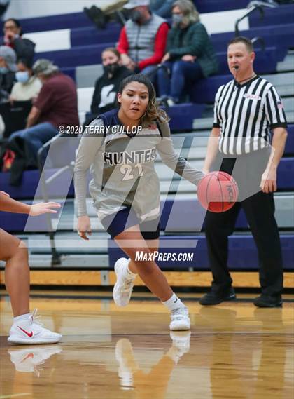Thumbnail 2 in Hunter vs. East (Charger Winter Classic) photogallery.