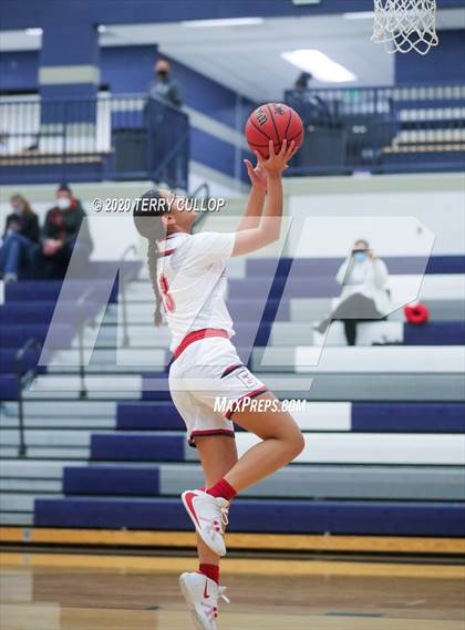 Thumbnail 1 in Hunter vs. East (Charger Winter Classic) photogallery.