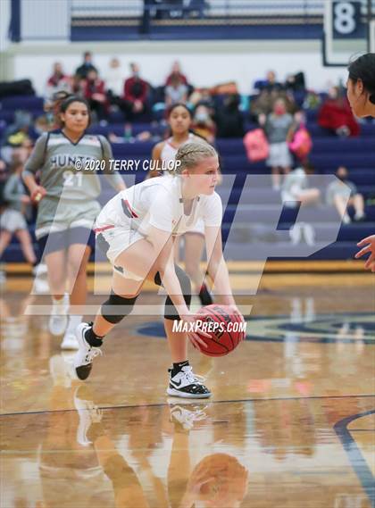 Thumbnail 2 in Hunter vs. East (Charger Winter Classic) photogallery.