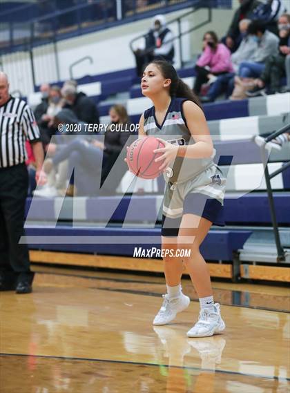 Thumbnail 2 in Hunter vs. East (Charger Winter Classic) photogallery.
