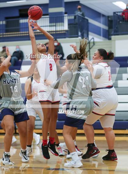 Thumbnail 3 in Hunter vs. East (Charger Winter Classic) photogallery.