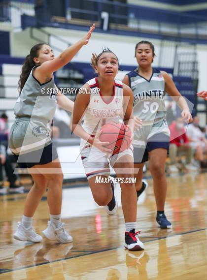 Thumbnail 2 in Hunter vs. East (Charger Winter Classic) photogallery.