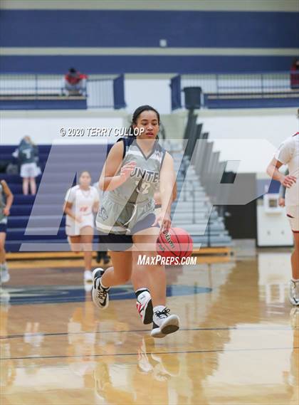 Thumbnail 2 in Hunter vs. East (Charger Winter Classic) photogallery.