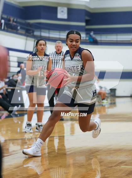 Thumbnail 3 in Hunter vs. East (Charger Winter Classic) photogallery.