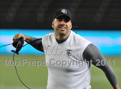 Thumbnail 1 in Le Grand vs. Sierra Canyon (CIF State Small Schools Final) photogallery.