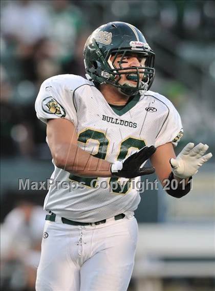 Thumbnail 3 in Le Grand vs. Sierra Canyon (CIF State Small Schools Final) photogallery.