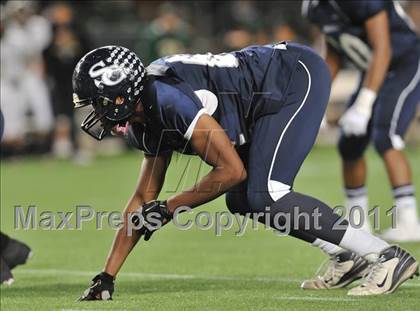 Thumbnail 1 in Le Grand vs. Sierra Canyon (CIF State Small Schools Final) photogallery.