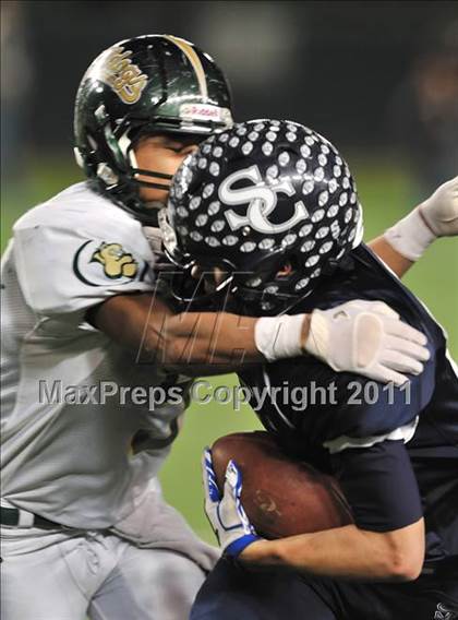 Thumbnail 2 in Le Grand vs. Sierra Canyon (CIF State Small Schools Final) photogallery.