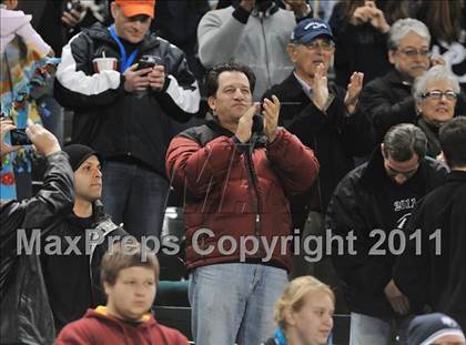Thumbnail 3 in Le Grand vs. Sierra Canyon (CIF State Small Schools Final) photogallery.