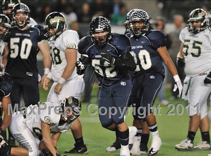 Thumbnail 3 in Le Grand vs. Sierra Canyon (CIF State Small Schools Final) photogallery.
