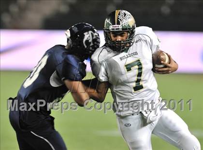 Thumbnail 3 in Le Grand vs. Sierra Canyon (CIF State Small Schools Final) photogallery.