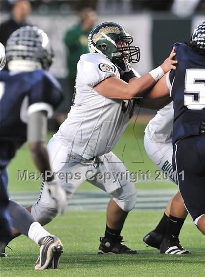 Thumbnail 2 in Le Grand vs. Sierra Canyon (CIF State Small Schools Final) photogallery.