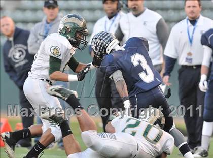 Thumbnail 2 in Le Grand vs. Sierra Canyon (CIF State Small Schools Final) photogallery.