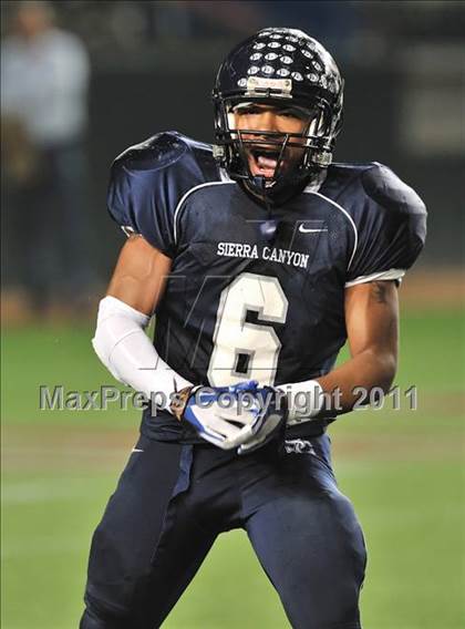 Thumbnail 3 in Le Grand vs. Sierra Canyon (CIF State Small Schools Final) photogallery.