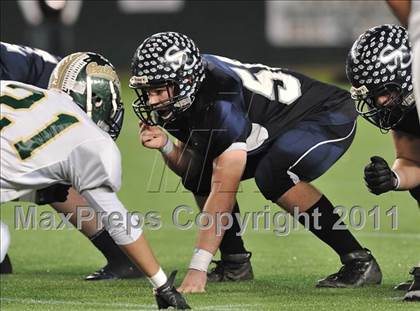 Thumbnail 1 in Le Grand vs. Sierra Canyon (CIF State Small Schools Final) photogallery.