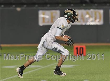 Thumbnail 1 in Le Grand vs. Sierra Canyon (CIF State Small Schools Final) photogallery.