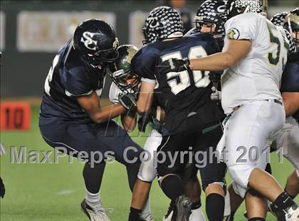 Thumbnail 1 in Le Grand vs. Sierra Canyon (CIF State Small Schools Final) photogallery.
