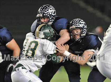 Thumbnail 3 in Le Grand vs. Sierra Canyon (CIF State Small Schools Final) photogallery.
