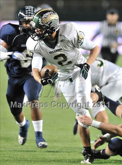 Thumbnail 3 in Le Grand vs. Sierra Canyon (CIF State Small Schools Final) photogallery.