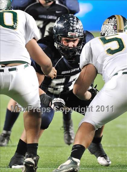 Thumbnail 1 in Le Grand vs. Sierra Canyon (CIF State Small Schools Final) photogallery.