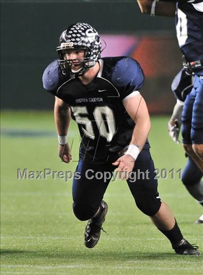 Thumbnail 3 in Le Grand vs. Sierra Canyon (CIF State Small Schools Final) photogallery.