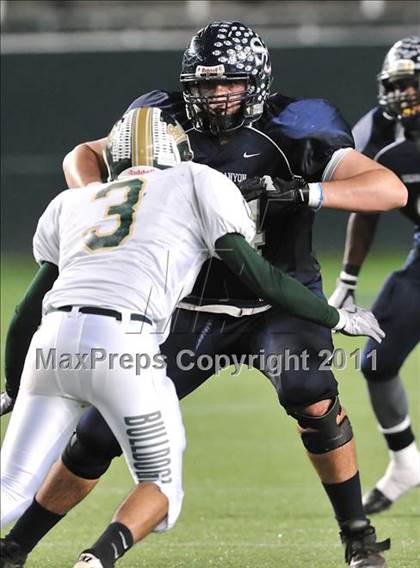 Thumbnail 3 in Le Grand vs. Sierra Canyon (CIF State Small Schools Final) photogallery.