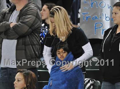 Thumbnail 3 in Le Grand vs. Sierra Canyon (CIF State Small Schools Final) photogallery.