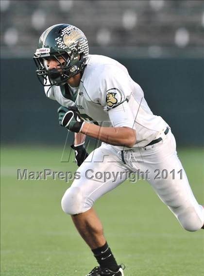 Thumbnail 2 in Le Grand vs. Sierra Canyon (CIF State Small Schools Final) photogallery.