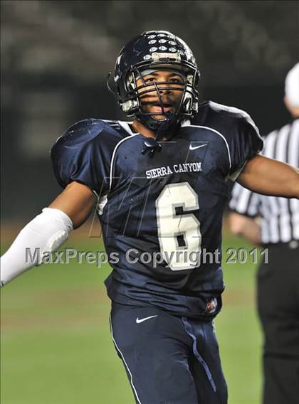Thumbnail 2 in Le Grand vs. Sierra Canyon (CIF State Small Schools Final) photogallery.