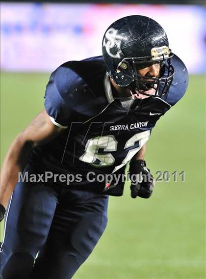Thumbnail 3 in Le Grand vs. Sierra Canyon (CIF State Small Schools Final) photogallery.