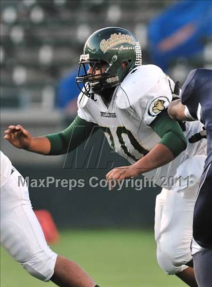 Thumbnail 2 in Le Grand vs. Sierra Canyon (CIF State Small Schools Final) photogallery.