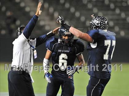 Thumbnail 2 in Le Grand vs. Sierra Canyon (CIF State Small Schools Final) photogallery.