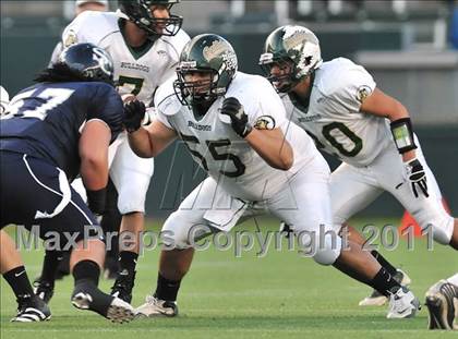 Thumbnail 2 in Le Grand vs. Sierra Canyon (CIF State Small Schools Final) photogallery.