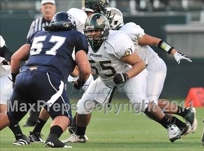 Thumbnail 3 in Le Grand vs. Sierra Canyon (CIF State Small Schools Final) photogallery.