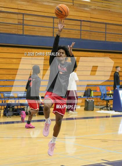 Thumbnail 3 in Salpointe Catholic vs North (PXU Coyote Classic) photogallery.