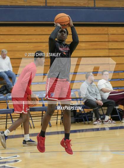 Thumbnail 2 in Salpointe Catholic vs North (PXU Coyote Classic) photogallery.