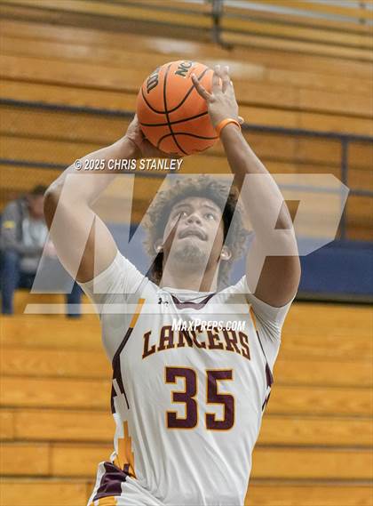 Thumbnail 3 in Salpointe Catholic vs North (PXU Coyote Classic) photogallery.