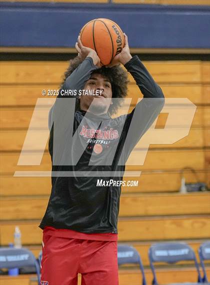 Thumbnail 2 in Salpointe Catholic vs North (PXU Coyote Classic) photogallery.