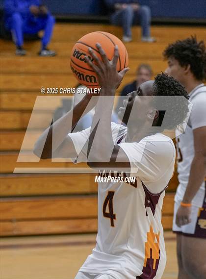 Thumbnail 2 in Salpointe Catholic vs North (PXU Coyote Classic) photogallery.