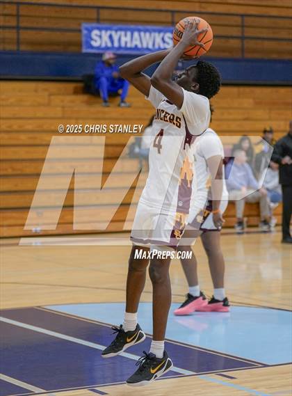 Thumbnail 3 in Salpointe Catholic vs North (PXU Coyote Classic) photogallery.