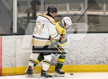 Thumbnail 2 in St. John Bosco vs. Edison photogallery.