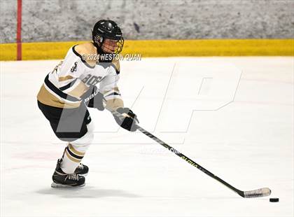 Thumbnail 1 in St. John Bosco vs. Edison photogallery.