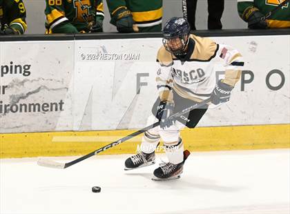 Thumbnail 1 in St. John Bosco vs. Edison photogallery.