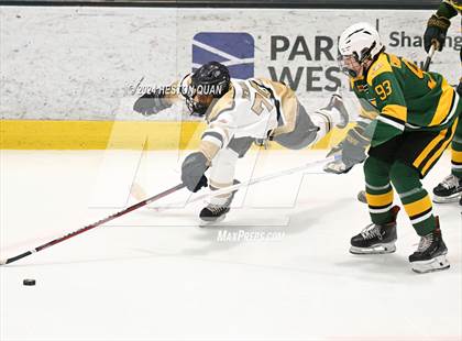 Thumbnail 2 in St. John Bosco vs. Edison photogallery.