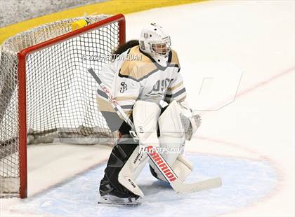 Thumbnail 2 in St. John Bosco vs. Edison photogallery.