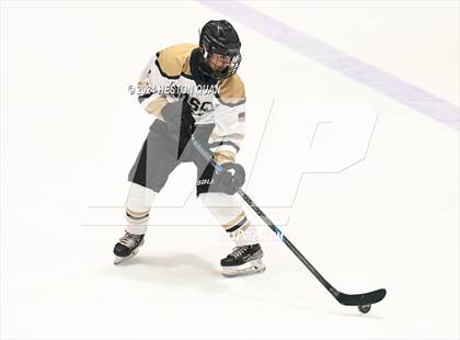 Thumbnail 2 in St. John Bosco vs. Edison photogallery.