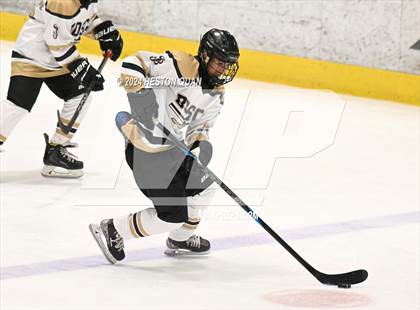 Thumbnail 2 in St. John Bosco vs. Edison photogallery.